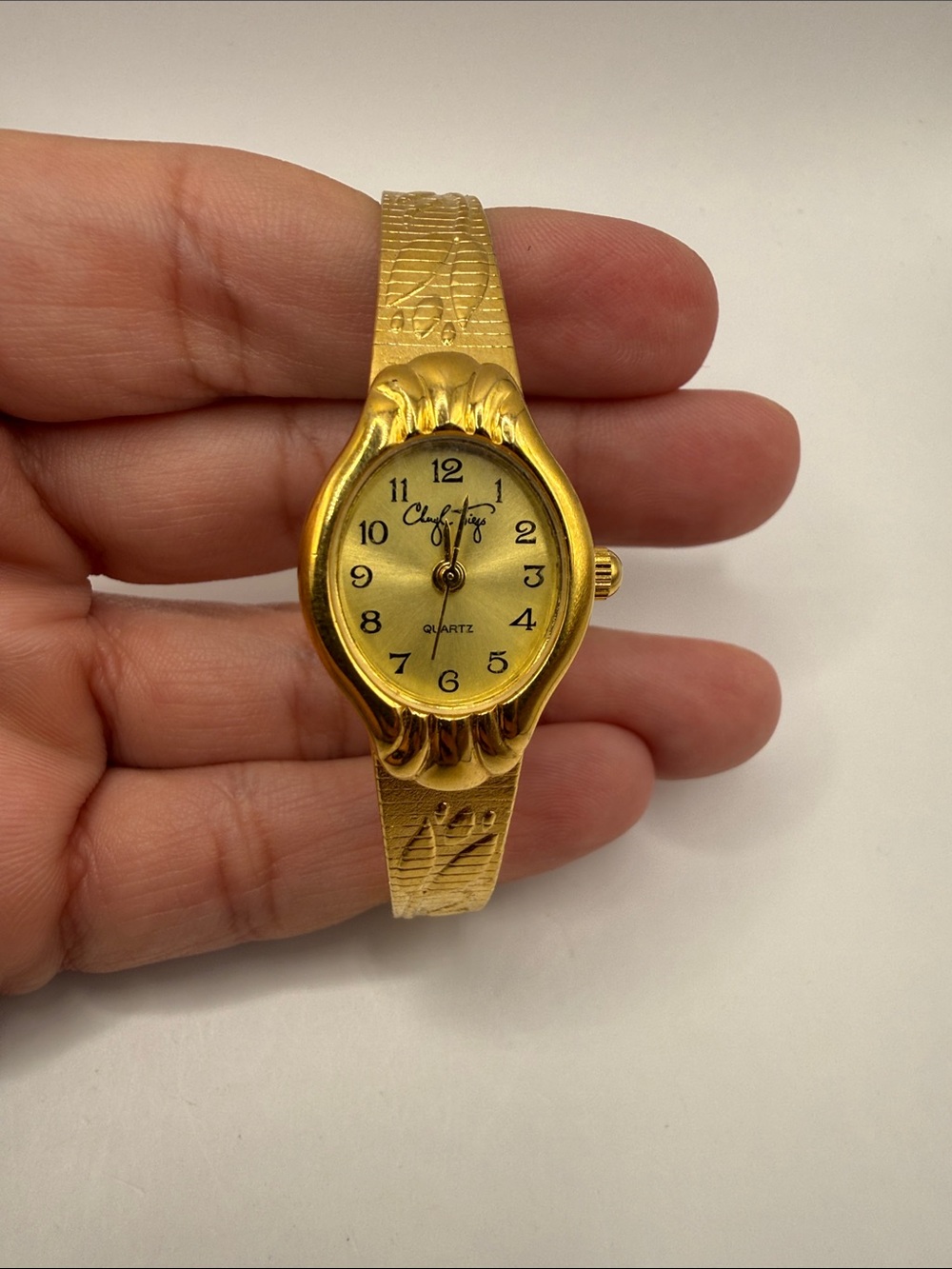 Vintage Cheryl Tiegs Gold Tone Engraved Flower Statement Watch